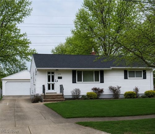 6176 Sylvia Drive, Brook Park, OH, 44142 | Card Image