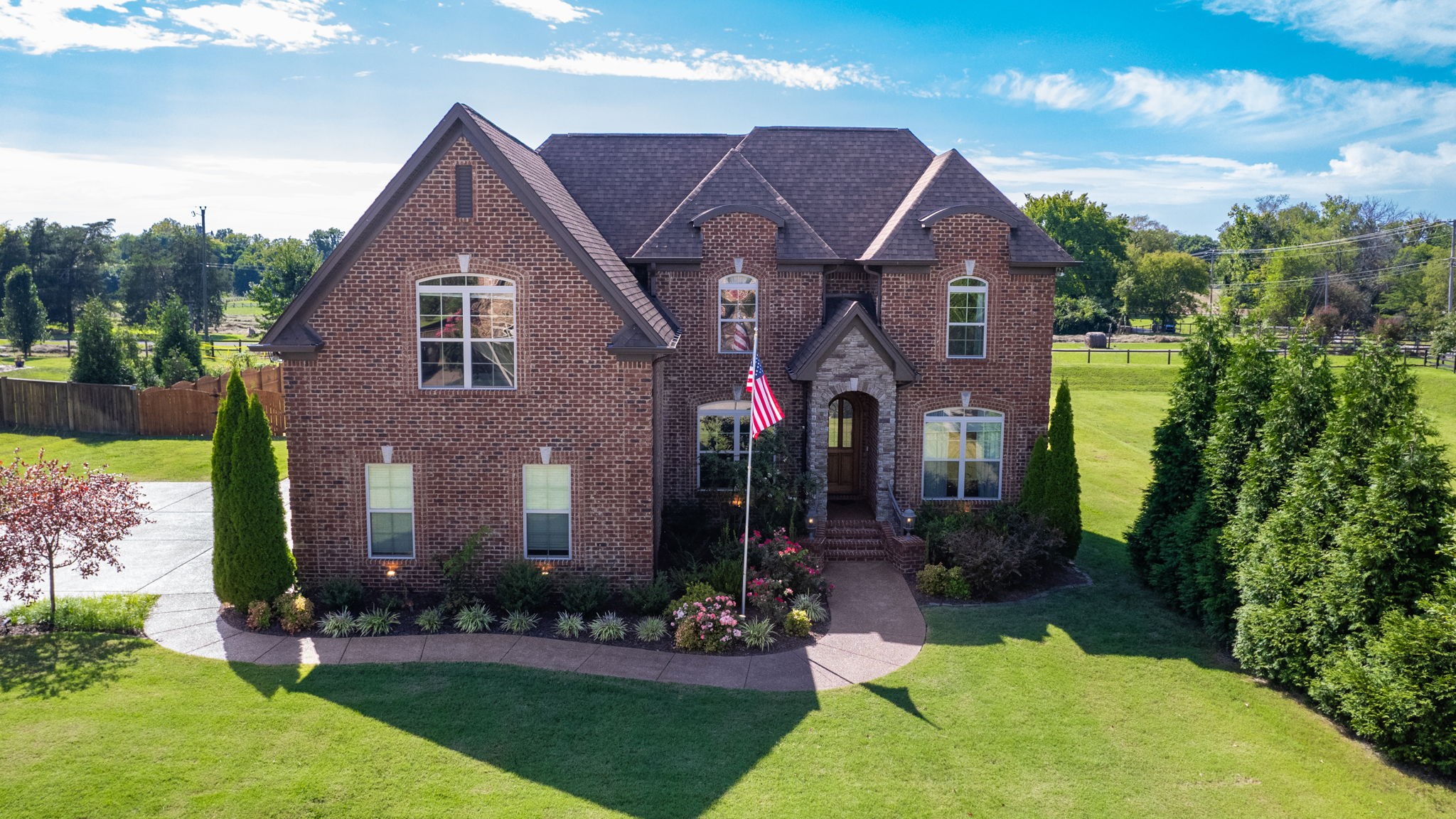 Bryson Pl, MT Juliet, TN 37122