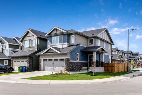 29 Sundown Close, Cochrane, AB, T4C1E6 | Card Image