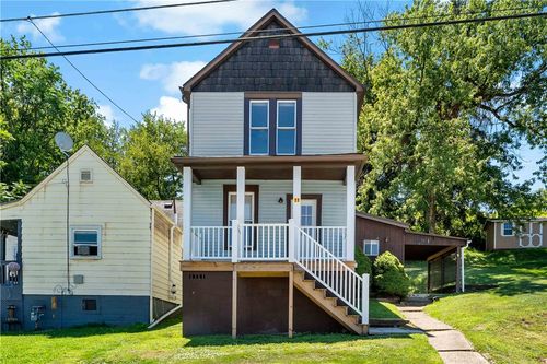 11 Elizabeth St, Washington, PA, 15301-2226 | Card Image