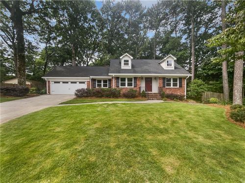4023 Oak Crest Dr, Tucker, GA, 30084-7520 | Card Image