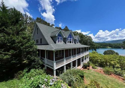 29 Caboose Ln, Hayesville, NC, 28904-8900 | Card Image