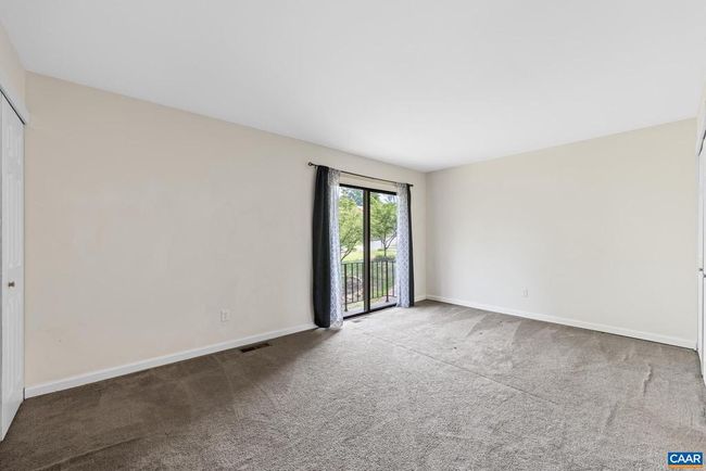 86 Woodlake Dr, Townhouse with 3 bedrooms, 2 bathrooms and null parking in CHARLOTTESVILLE VA | Image 12