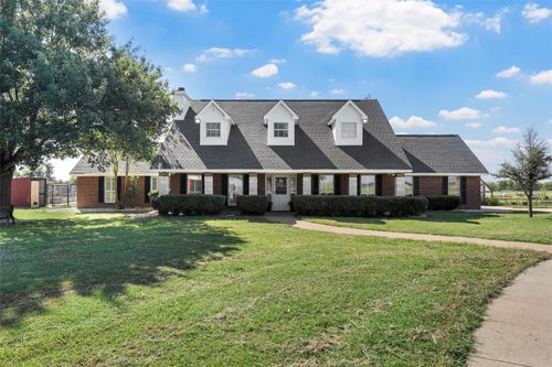 5112 Old Caufield Ranch Rd, Mcgregor, TX, 76657-3537 | Card Image