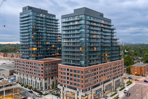 303-33 Frederick Todd Way, East York, ON, M4G0C9 | Card Image