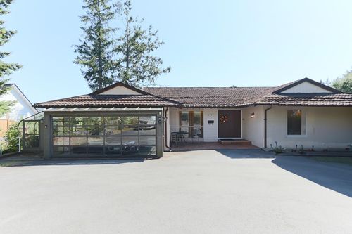 4591 Woodgreen Dr, West Vancouver, BC, V7S2V3 | Card Image