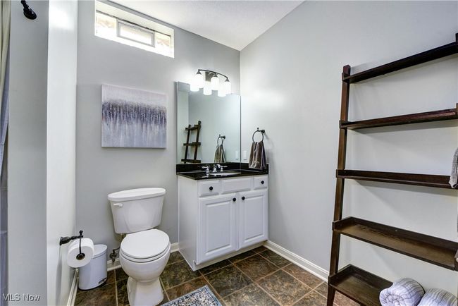 Full bath lower level | Image 46
