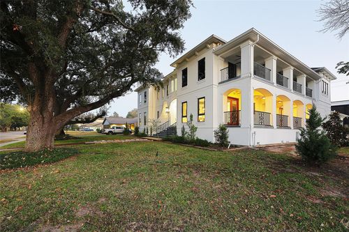 4839 Jason St, Houston, TX, 77096-1704 | Card Image