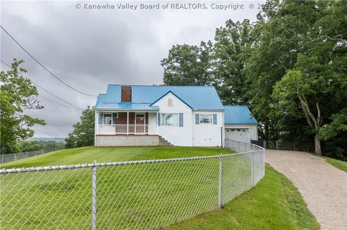 163 Myrtle Tree Rd, South Charleston, WV, 25309-8335 | Card Image
