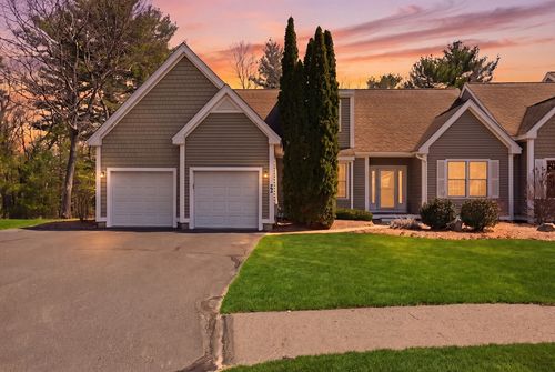 22-22 Highland Rd, Westford, MA, 01886-6311 | Card Image