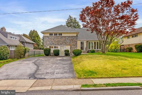 129 Whitemarsh Rd, ARDMORE, PA, 19003-1615 | Card Image