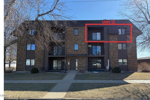 250 4th St Ne, Valley City, ND, 58072-3005 | Card Image