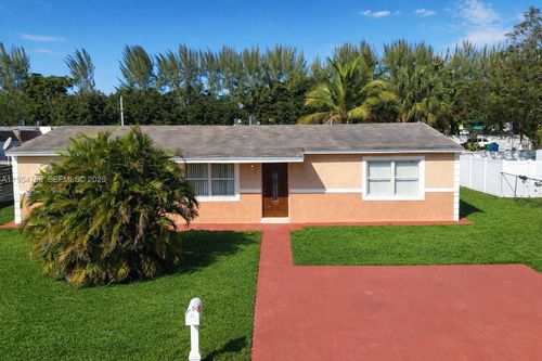 0-2411 Nw 208th St, Miami Gardens, FL, 33056-5220 | Card Image