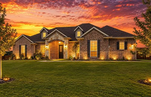 690 Serenity Ln, Red Oak, TX, 75154-2934 | Card Image