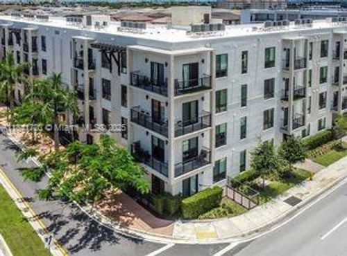 apt-202-8265 Nw 41st St, Doral, FL, 33166-6284 | Card Image