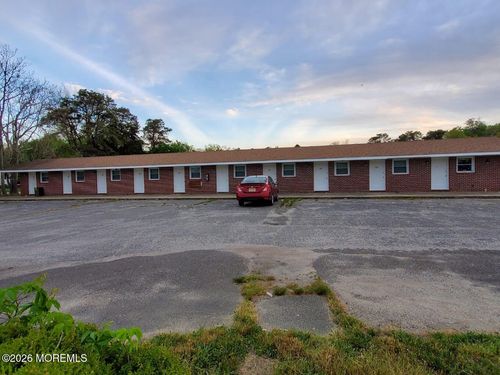 budget-inn-and-suites-6090 Black Horse Pike, Mays Landing, NJ, 08330-2363 | Card Image