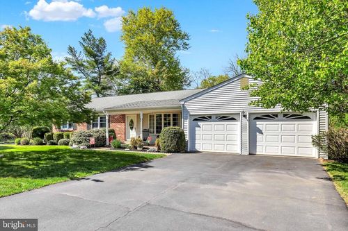 1950 Gibson Dr, Hatboro, PA, 19040-2557 | Card Image