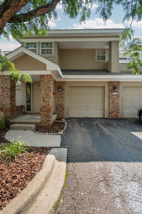 6625 Fireside Ct, West Bloomfield, MI, 48322-3435 | Card Image