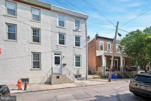 445 Dupont St, PHILADELPHIA, PA, 19128-3303 | Card Image