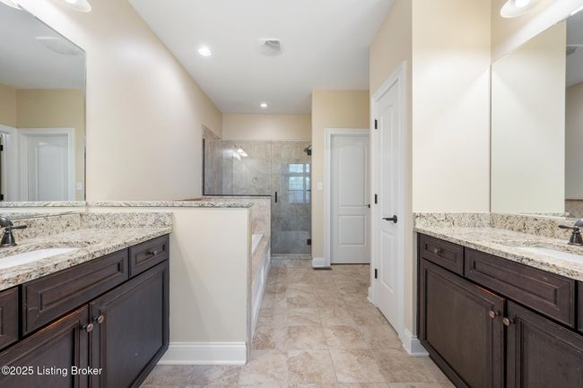 4103 Hayden Kyle Ct, Condo with 4 bedrooms, 4 bathrooms and null parking in Prospect KY | Image 23