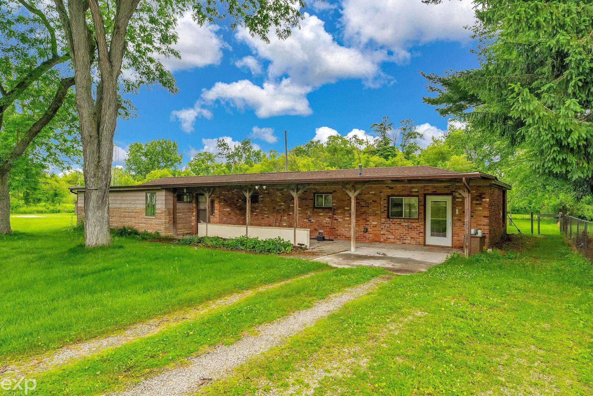 Residential in Clyde Township 5