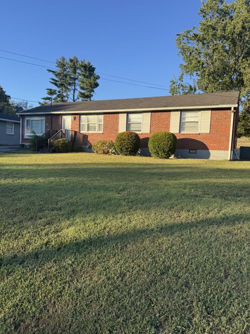 313 Bonnaridge Dr, Hermitage, TN, 37076-1118 | Card Image