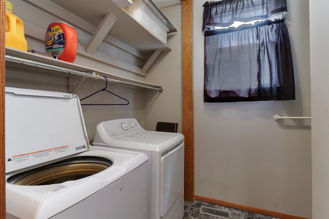 201 E Boundary St, House other with 4 bedrooms, 2 bathrooms and 2 parking in Stanford IL | Image 14
