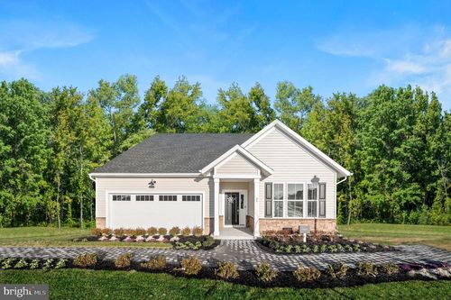 825 Horseshoe Falls Dr, Newark, DE, 19702-3985 | Card Image