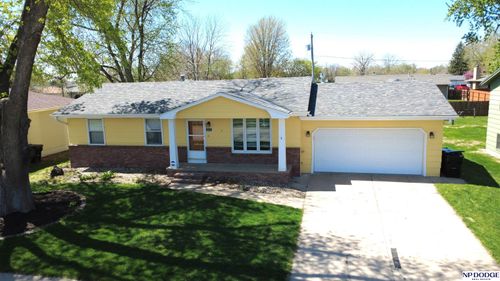 207 S William Ave, Fremont, NE, 68025-5954 | Card Image