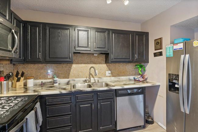 15-2B - 92 Waters Edge Ct, Condo with 3 bedrooms, 2 bathrooms and null parking in LAKE OZARK MO | Image 10