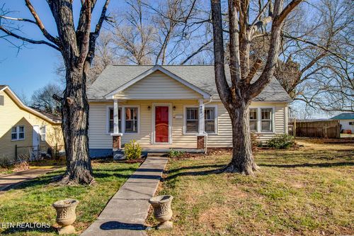 905 N C Street, Lenoir City, TN, 37771 | Card Image