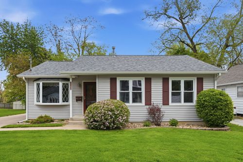 1160 32nd St, Moline, IL, 61265-2358 | Card Image