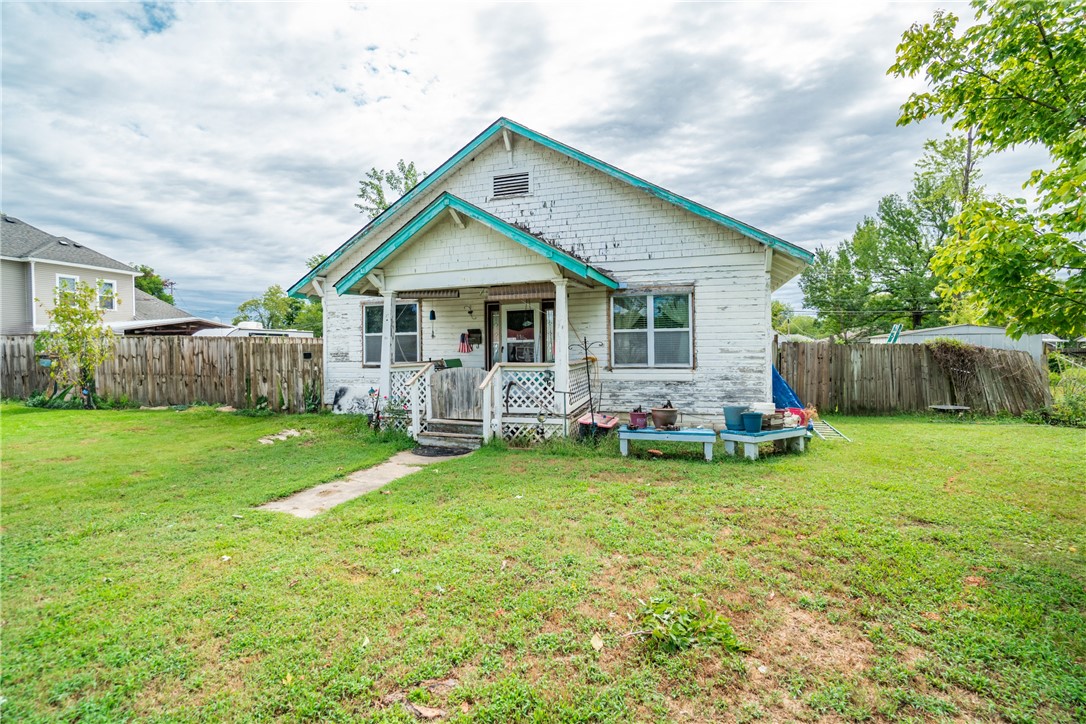 Arkansas St, Rogers, AR 72756