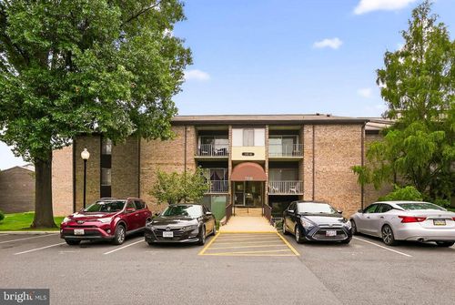 387-7818 Hanover Pkwy, GREENBELT, MD, 20770-2611 | Card Image