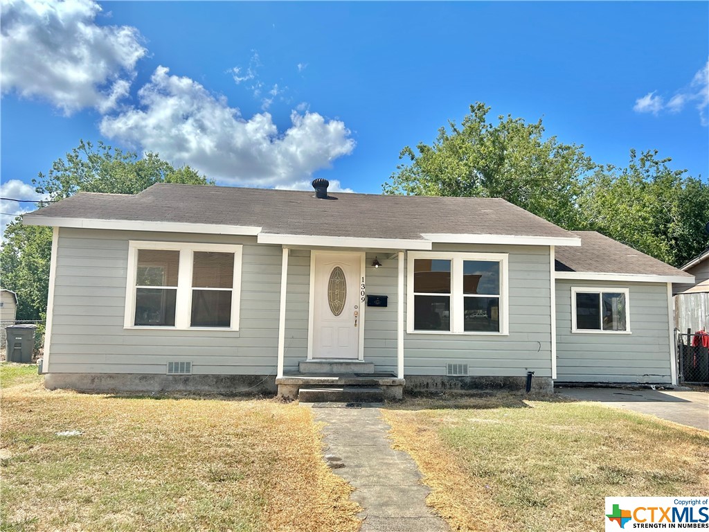 Loma Vista Ave, Victoria, TX 77901
