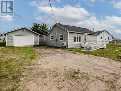 57 Rue évangéline, House other with 2 bedrooms, 1 bathrooms and null parking in Richibucto NB | Image 1