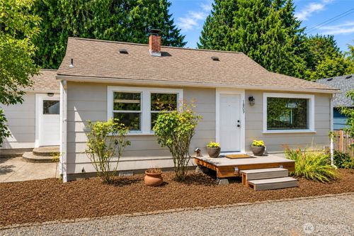 1809 Humphrey St Se, Olympia, WA, 98501-7628 | Card Image