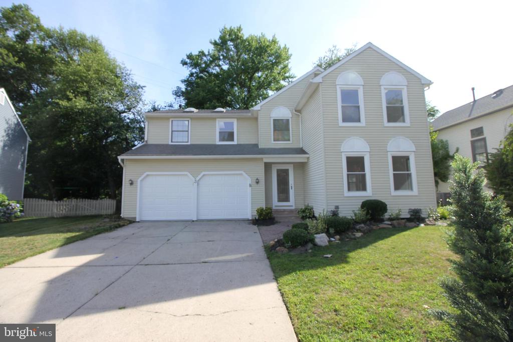 Garrison Ct, Marlton, NJ 08053