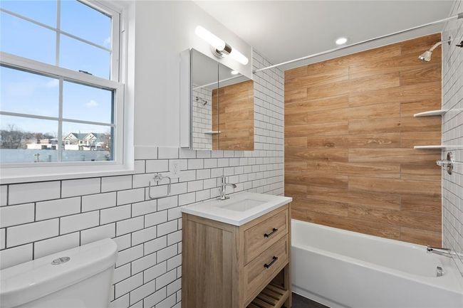 2 - 9 Lagrange Ave, Home with 2 bedrooms, 1 bathrooms and 1 parking in Poughkeepsie NY | Image 9