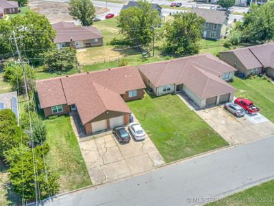 2413 S 83rd East Avenue, Home with 2 bedrooms, 1 bathrooms and null parking in Tulsa OK | Image 3