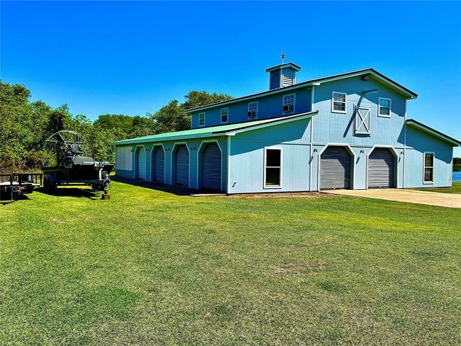 7165 Backridge Rd, House other with 6 bedrooms, 7 bathrooms and 2 parking in Sabine Pass TX | Image 28