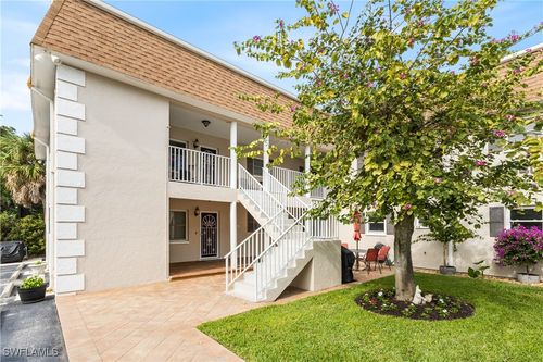 apt-201-940 3rd St S, NAPLES, FL, 34102-6809 | Card Image