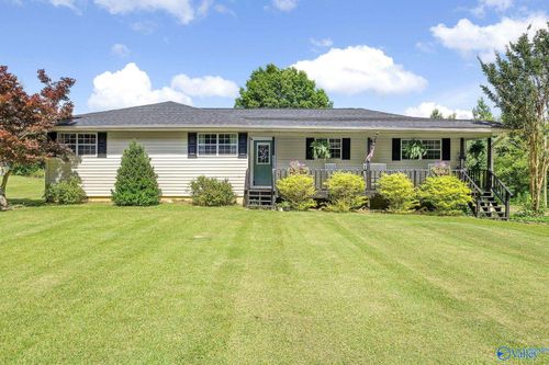 565 Buchanan Rd, Albertville, AL, 35950-6053 | Card Image