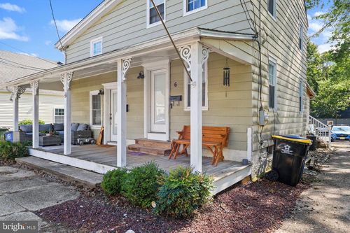 6 Friends Ave, MEDFORD, NJ, 08055-2406 | Card Image