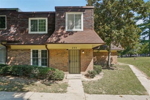233 Peyton Pl Sw, Atlanta, GA, 30311-1600 | Card Image