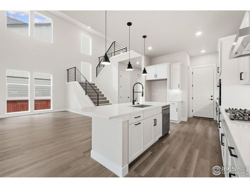 1675 Sundown Run Dr, Windsor, CO, 80550-5281 | Card Image