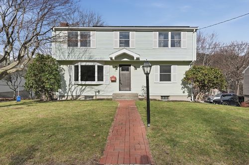 28 Galen St, Waltham, MA, 02451-3717 | Card Image
