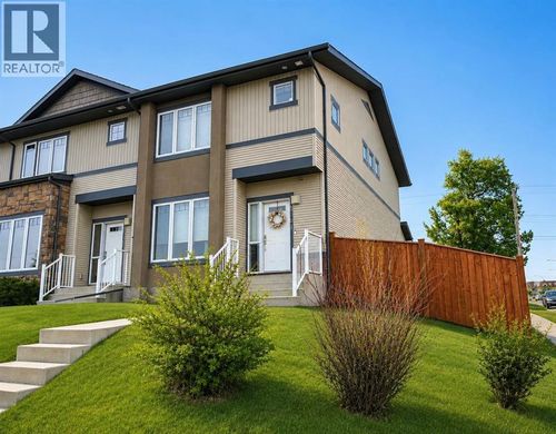 5001 54 St, Rocky Mountain House, AB, T4T1E7 | Card Image