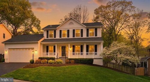 6109 Union Village Dr, CLIFTON, VA, 20124-2321 | Card Image