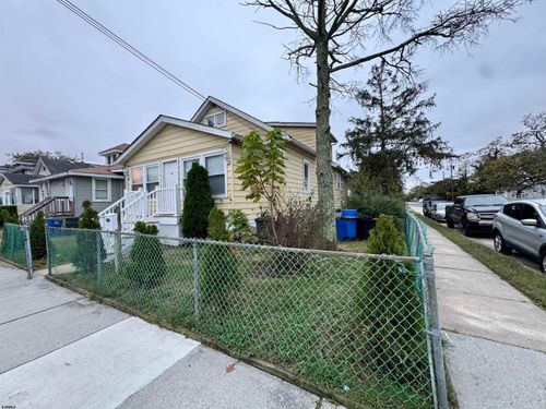 21 W Mulberry Ave, Pleasantville, NJ, 08232-1517 | Card Image